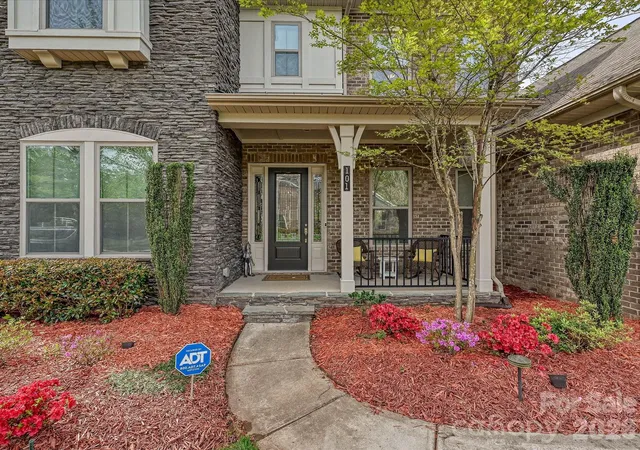 3rd image of 101 Enclave Blvd, Matthews, NC 28104 | MLS# 4365874