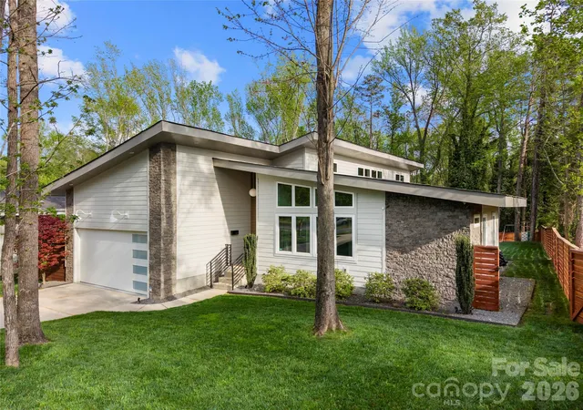 4th image of 1852 Lakedell Dr, Charlotte, NC 28215 | MLS# 4365879