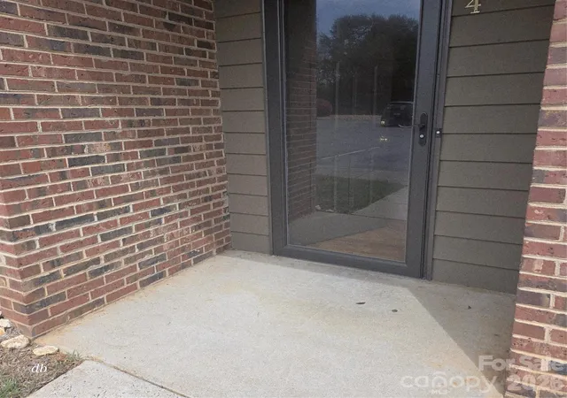 5th image of 326 Patton Dr, Shelby, NC 28150