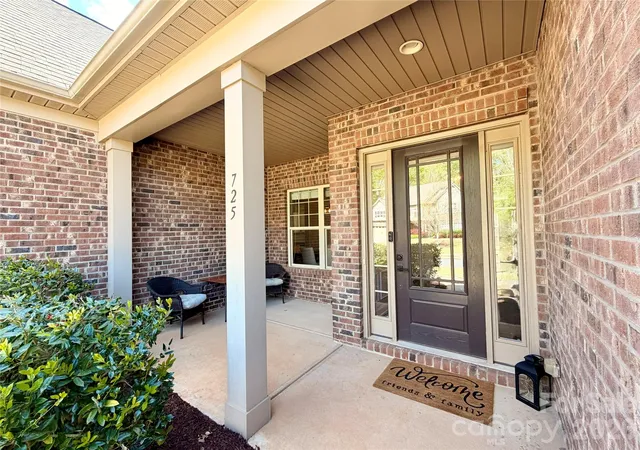 1st image of 725 Kathy Dianne Dr, Fort Mill, SC 29707 | MLS# 4365966