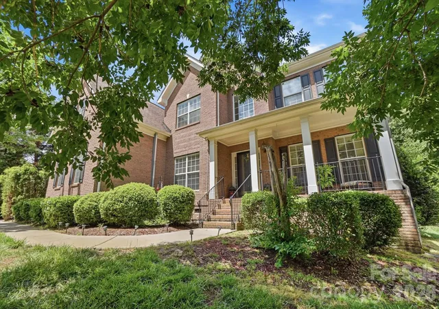 Photo 2 of Single family home for sale at 8108 Morehouse Dr, Waxhaw, NC 28173 | MLS# 4365988 | Listing updated on 2026-09-19