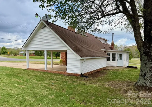 4th image of 6257 W Nc 10 Hwy, Hickory, NC 28602 | MLS# 4365992