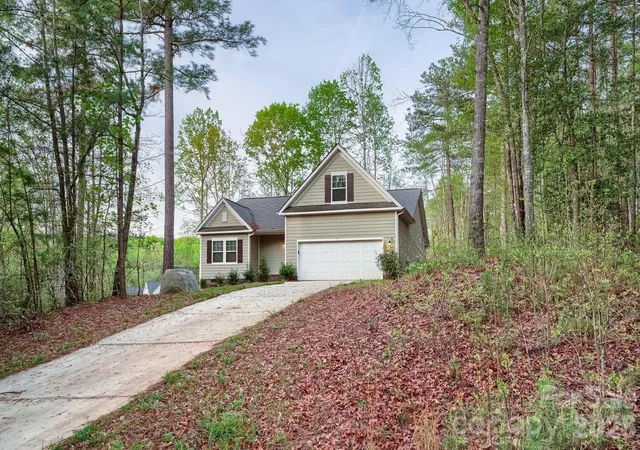 2nd image of 1333 Ron Whicker Dr, Catawba, NC 28609 | MLS# 4366004