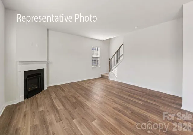 2nd image of 6604 Barcelona Wy, Charlotte, NC 28214 | MLS# 4366025