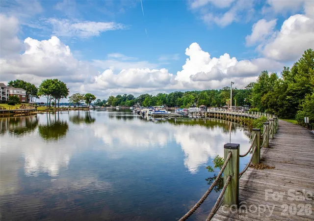 1st image of 18633 Harborside Dr, Cornelius, NC 28031 | MLS# 4366033