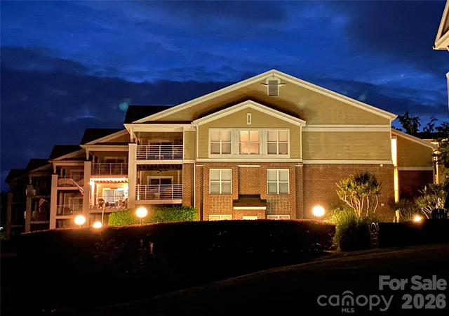 28th image of 18633 Harborside Dr, Cornelius, NC 28031 | MLS# 4366033