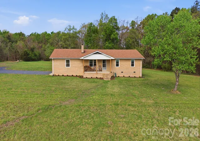 Homes for sale in Norwood, NC | 12227 Nc 138 Hwy, Norwood, NC 28128 | MLS# 4366080