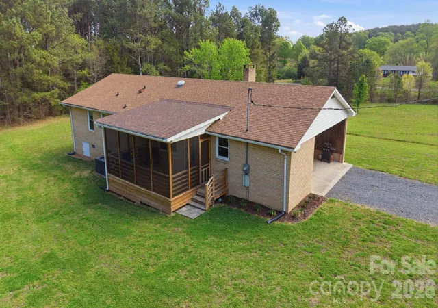 Homes for sale in Norwood, NC | 12227 Nc 138 Hwy, Norwood, NC 28128 | MLS# 4366080
