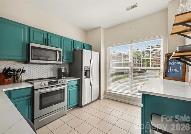 Townhouse for sale at 2729 Avalon Loop Rd, Charlotte, NC 28269 | MLS# 4366095