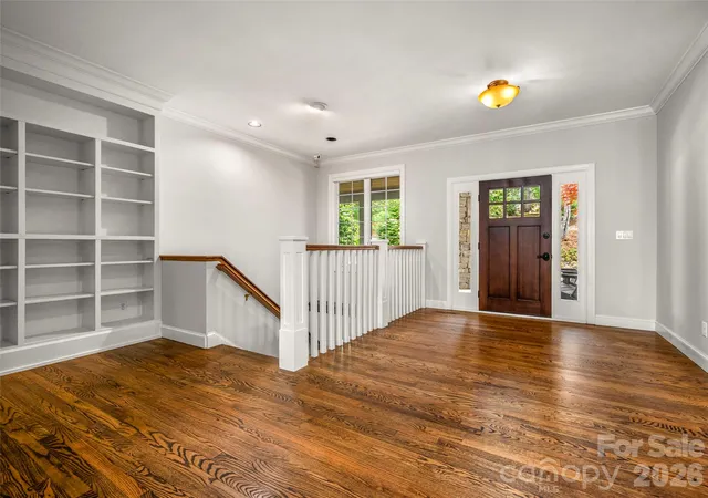 Photo 3 of Single family home for sale at 69 Old Hickory Trl, Hendersonville, NC 28739 | MLS# 4366104 | Listing updated on 2026-09-22