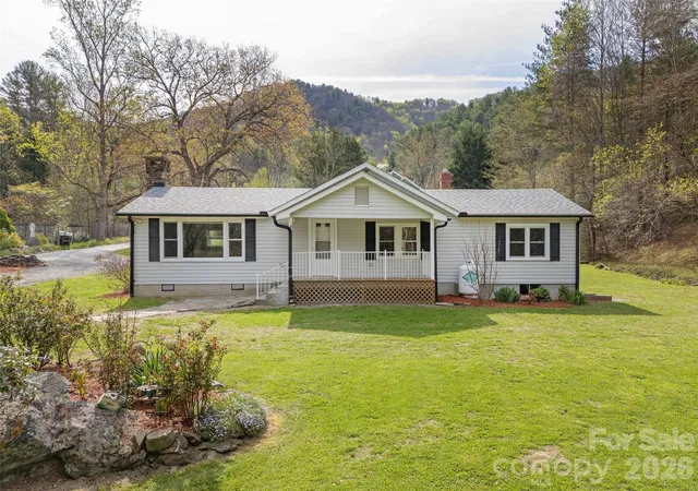 3rd image of 91 Rice Branch Rd, Asheville, NC 28804 | MLS# 4366116