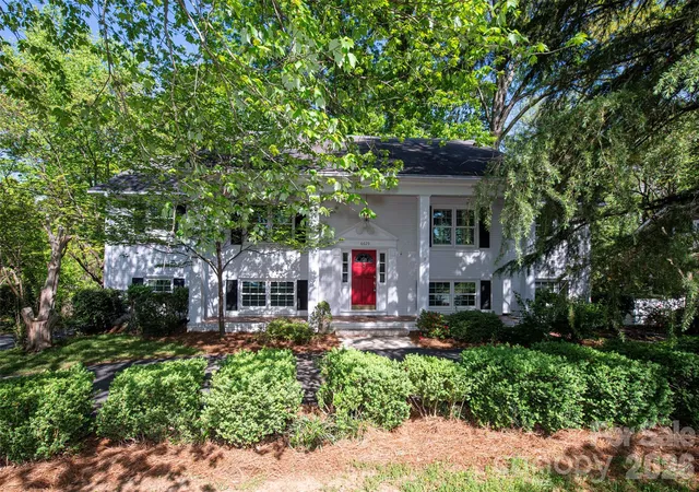 3rd image of 6629 Knightswood Dr, Charlotte, NC 28226 | MLS# 4366141