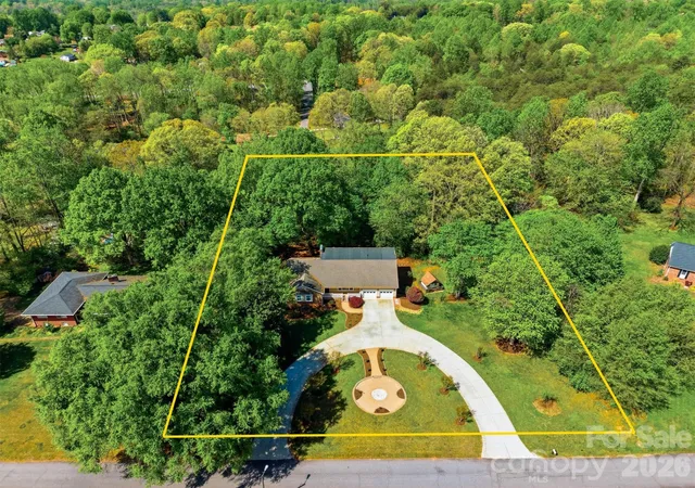 Homes for sale in Newton, NC | 1512 Little Hill Rd, Newton, NC 28658 | MLS# 4366164