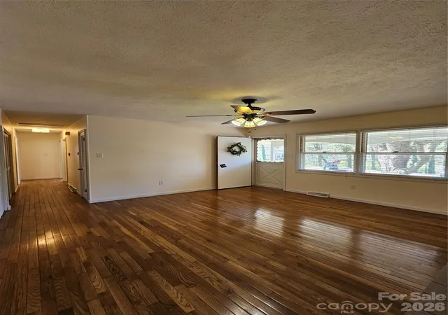 Photo 3 of Single family home for sale at 3220 Sweeten Crk Rd, Asheville, NC 28803 | MLS# 4366165 | Listing updated on 2026-10-06