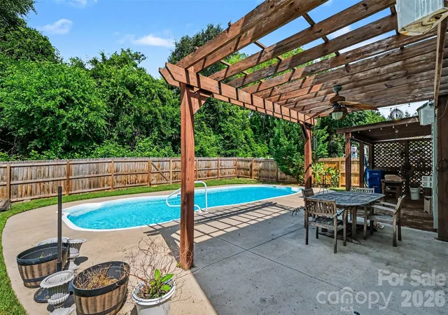 5th image of 5671 Hammermill Dr, Harrisburg, NC 28075 | MLS# 4366194