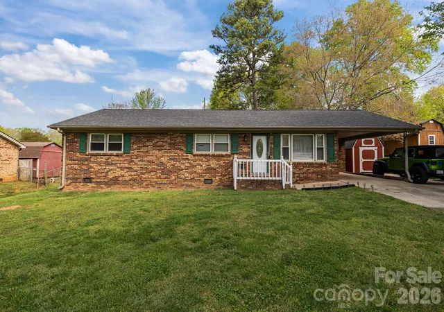 Homes for sale in Gastonia, NC | 3942 Linwood Rd, Gastonia, NC 28052 | MLS# 4366197