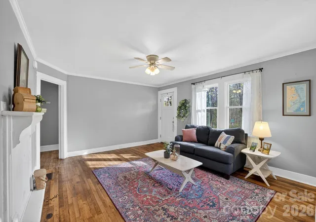 Homes for sale in Lenoir, NC | 713 Prospect St Nw, Lenoir, NC 28645 | MLS# 4366219