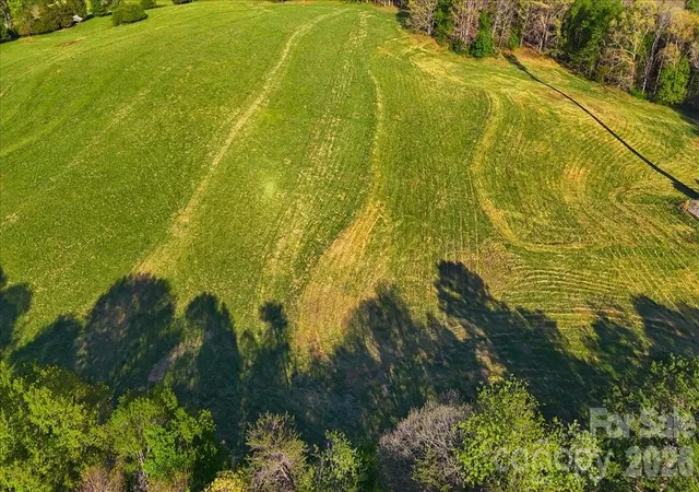 5th image of 2923 Doc Pugh Rd, Connelly Springs, NC 28612 | MLS# 4366333