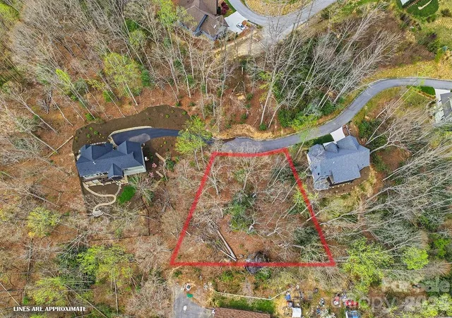 2nd image of 185 Garnet Wy #Lot 13, Hendersonville, NC 28791 | MLS# 4366356