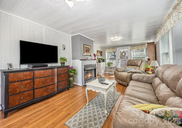 5th image of 125 Maple St, New London, NC 28127 | MLS# 4366390