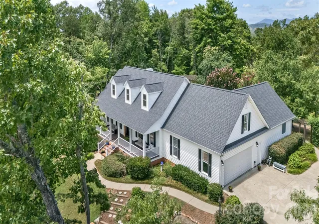 2nd image of 378 & 374 Collinsville Rd, Columbus, NC 28722 | MLS# 4366416