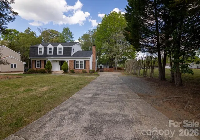 2nd image of 2232 Lawton Bluff Rd, Charlotte, NC 28226 | MLS# 4366488
