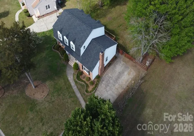 3rd image of 2232 Lawton Bluff Rd, Charlotte, NC 28226 | MLS# 4366488