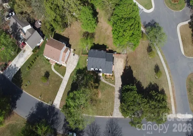 4th image of 2232 Lawton Bluff Rd, Charlotte, NC 28226 | MLS# 4366488