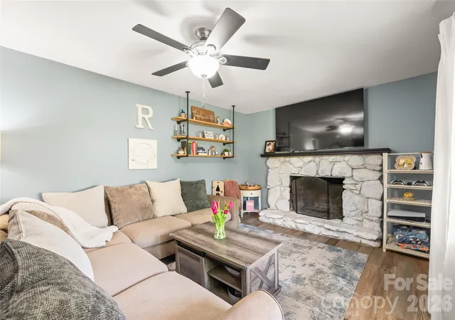 Photo 4 of Single family home for sale at 104 Pinetree Dr, Fort Mill, SC 29715 | MLS# 4366545 | Listing updated on 2026-07-11