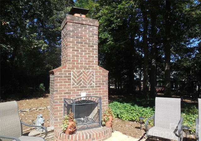 Photo 3 of Single family home for sale at 1432 Porch Swing Ln #110, Matthews, NC 28104 | MLS# 4366633 | Listing updated on 2026-10-20