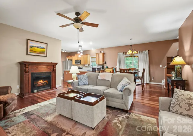 Homes for sale in Iron Station, NC | 4376 Scenic View Ct, Iron Station, NC 28080 | MLS# 4366648