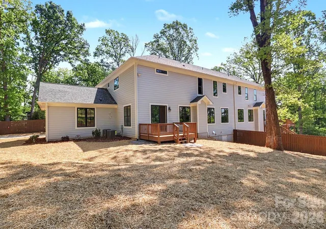 48th image of 4300 Tangle Dr, Charlotte, NC 28211 | MLS# 4366713