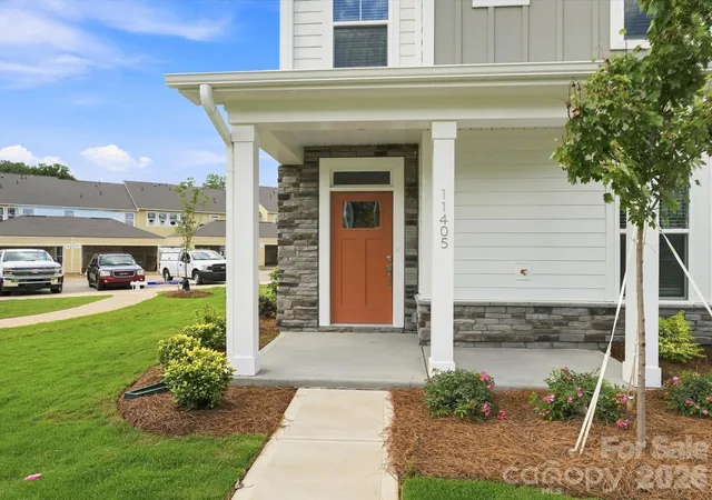 Photo 2 of Sale Pending at 11405 Prosperity Church Rd, Huntersville, NC 28078 | MLS# 4366863 | Listing updated on 2026-09-19