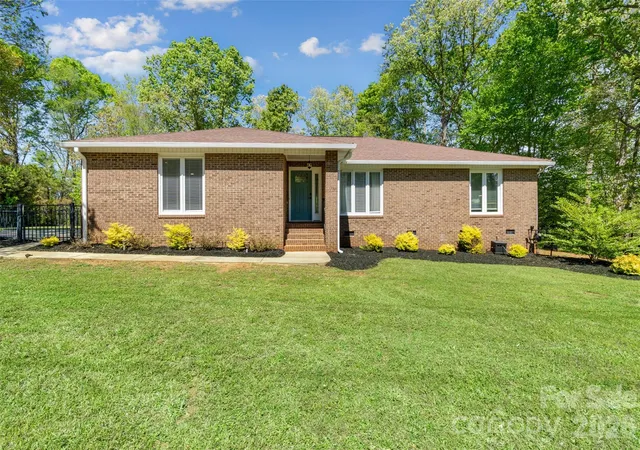 Photo 4 of Single family home for sale at 3654 S Dobys Brg Rd, Fort Mill, SC 29715 | MLS# 4366903 | Listing updated on 2026-07-14