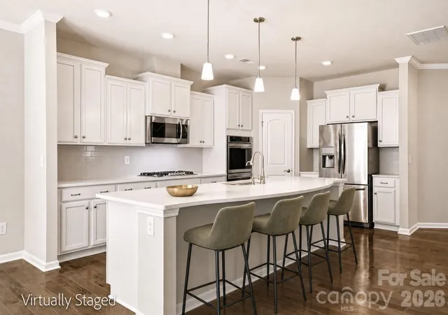 Photo 3 of Single family home for sale at 124 Van Gogh Trl, Mount Holly, NC 28120 | MLS# 4366924 | Listing updated on 2026-10-08