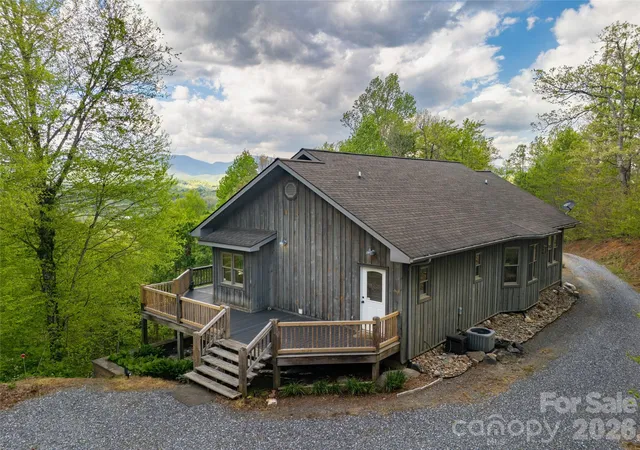 Photo 3 of Single family home for sale at 219 Sandalwood Dr, Whittier, NC 28789 | MLS# 4366931 | Listing updated on 2026-07-07
