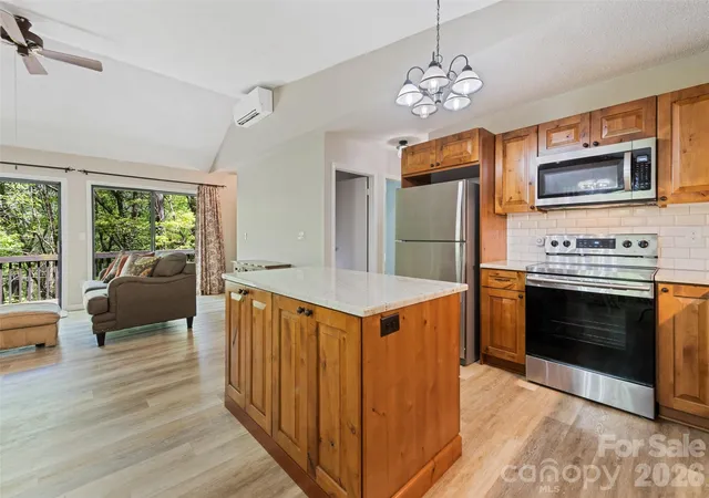 Photo 1 of Single family home for sale at 662 Locust Dr, Maggie Valley, NC 28751 | MLS# 4366981 | Listing updated on 2026-08-27
