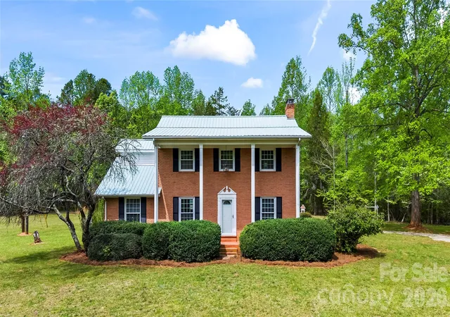Homes for sale in Midland, NC | 10670 Troutman Rd, Midland, NC 28107 | MLS# 4367006