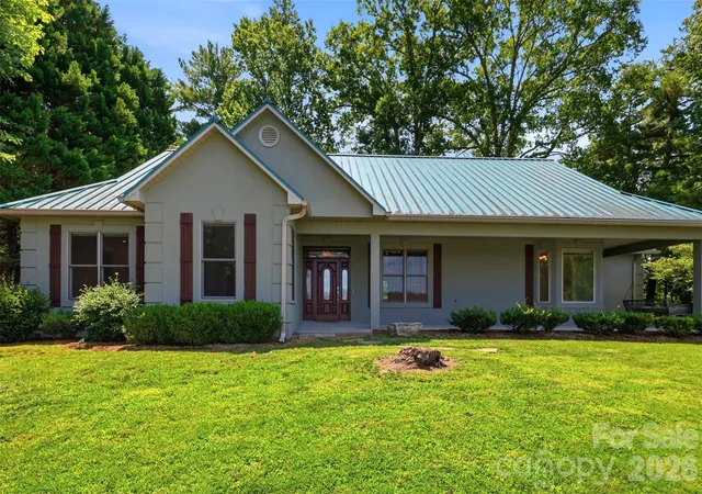 Photo 1 of Single family home for sale at 4639 Harbor View Ter, Morganton, NC 28655 | MLS# 4367035 | Listing updated on 2026-10-28