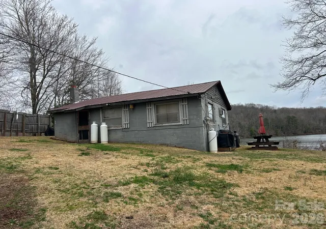 Photo 3 of Single family home for sale at 4237 Laurel Hl Rd, Claremont, NC 28610 | MLS# 4367138 | Listing updated on 2026-08-25