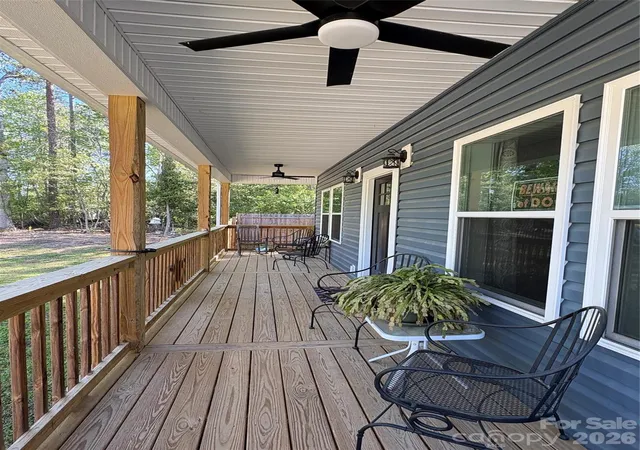 Homes for sale in New London, NC | 196 8Th Ave, New London, NC 28127 | MLS# 4367149