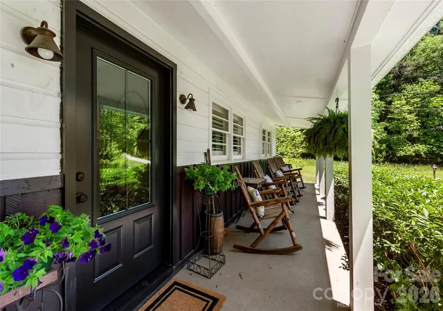 Photo 5 of Single family home for sale at 514 Roy Forrester Rd, Mars Hill, NC 28754 | MLS# 4367162 | Listing updated on 2026-08-17