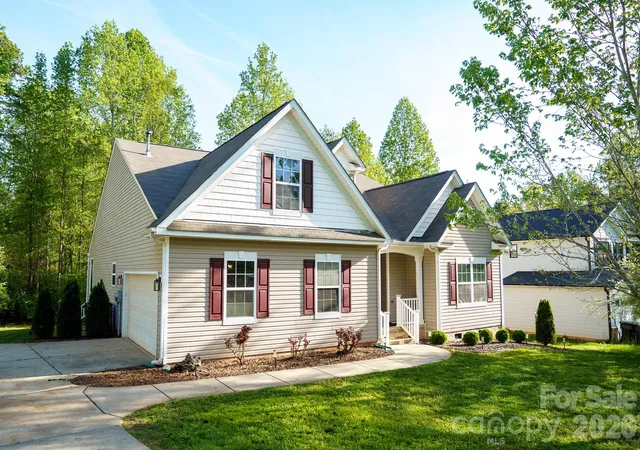 Photo 2 of Single family home for sale at 6117 Robert St, Huntersville, NC 28078 | MLS# 4367163 | Listing updated on 2026-09-26