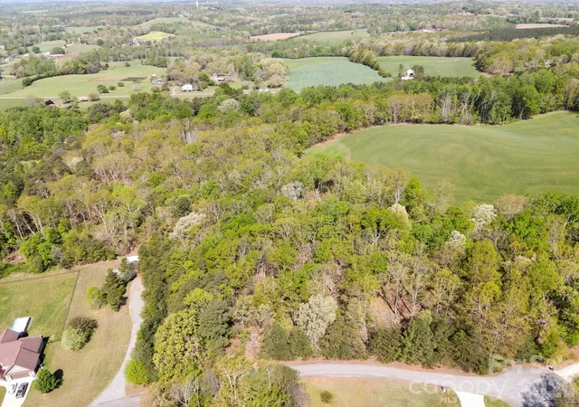 Homes for sale in Vale, NC | 3805 Plantation Dr, Vale, NC 28168 | MLS# 4367183