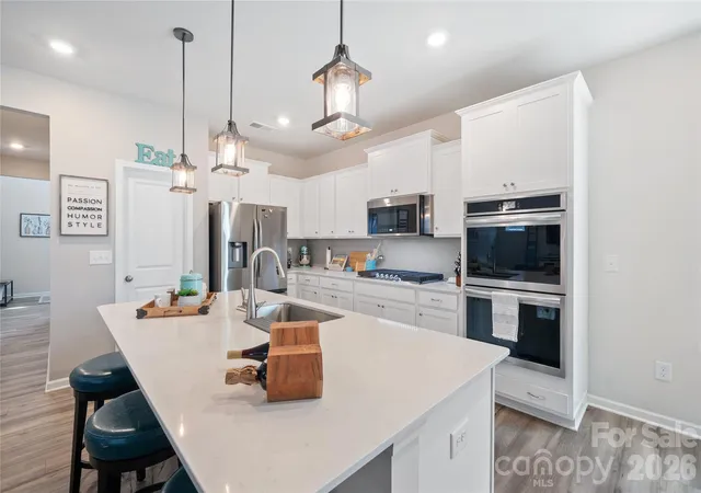 Homes for sale in Fort Mill, SC | 2726 Monument Point Cir, Fort Mill, SC 29715 | MLS# 4367204