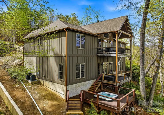 3rd image of 402 Holmstead Dr, Lake Lure, NC 28746 | MLS# 4367214