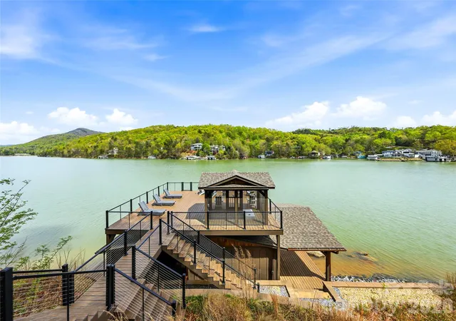 4th image of 402 Holmstead Dr, Lake Lure, NC 28746 | MLS# 4367214