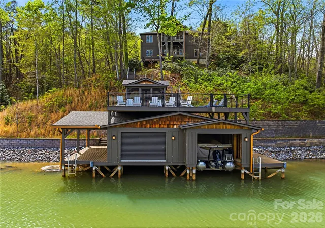 Photo 3 of Single family home for sale at 402 Holmstead Dr, Lake Lure, NC 28746 | MLS# 4367214 | Listing updated on 2026-09-28