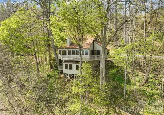 Photo 4 of Single family home for sale at 49 Slickrock Ridge Way S, Burnsville, NC 28714 | MLS# 4367218 | Listing updated on 2026-08-10