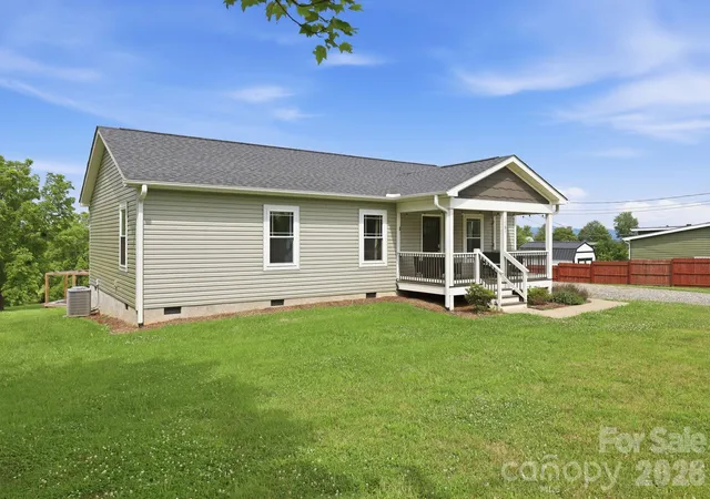 Homes for sale in Leicester, NC | 1781 Bear Creek Rd, Leicester, NC 28748 | MLS# 4367233